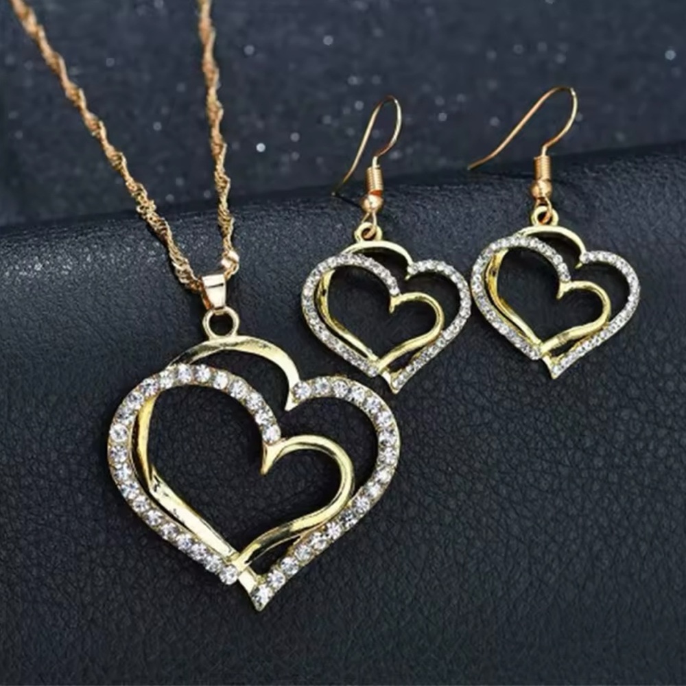 3 Pcs Set Heart Shaped Jewelry Set Of Earrings Pendant Necklace For Women